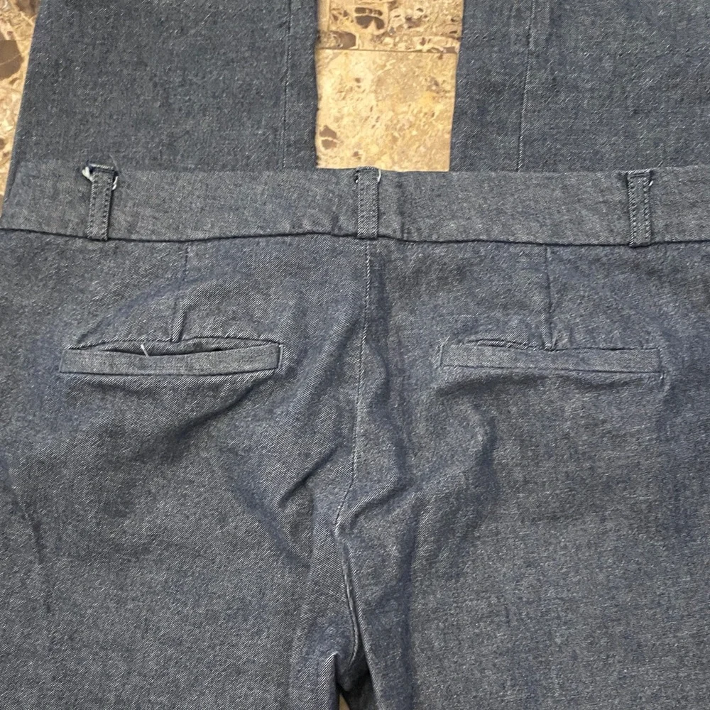 Banana Republic Women’s Slate Chinos - Picture 8 of 8